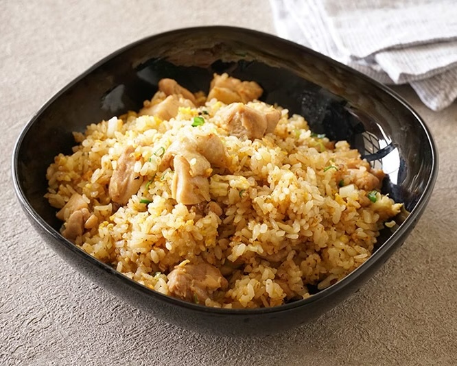 Fried Rice w/ Chicken