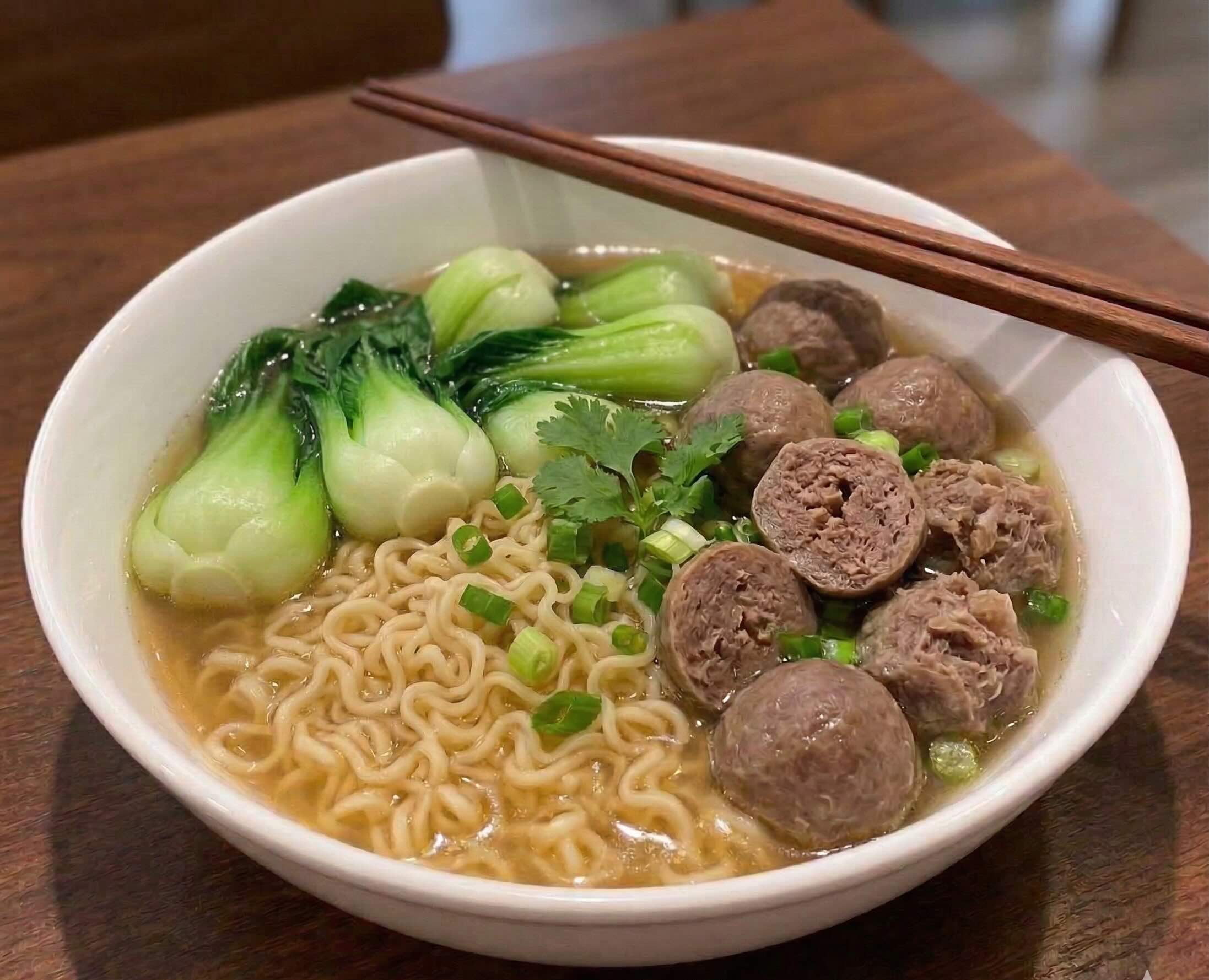 Fish / Beef Balls Noodle